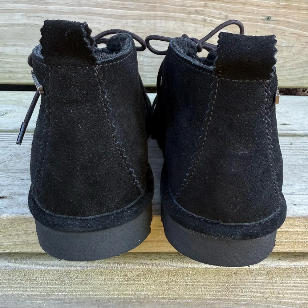Bearpaw Suede Skye Chukka Boots Black Wool Fur Lined Lace Up Flats